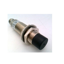 872C-D8NN18-D4 Allen Bradley Proximity Sensor...