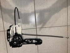 Mercedes-Benz Sprinter W907 W910 2018 Links T&uuml;rschloss vorne Schloss Griffschale