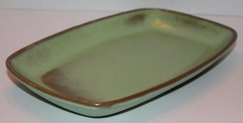 Frankoma 5PS (9-inch oval serving platter) in Prairie Green