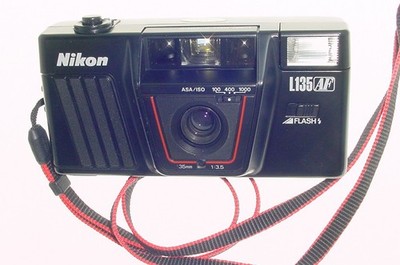 Nikon L135AF vollautomatische analoge Kompaktkamera 35 mm 35/3,5 Objektiv - Ex++