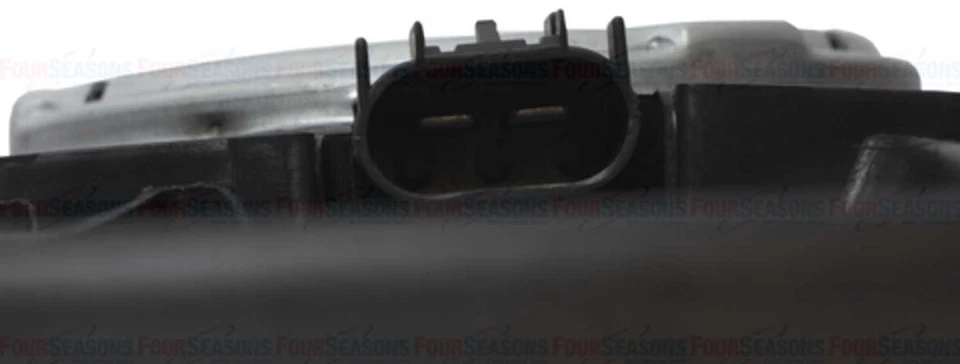 Двойной радиатор и конденсаторный вентилятор в сборе - Rad / Cond вентилятор в сборе. 4 сезона 76016 - Изображение 3 из 4