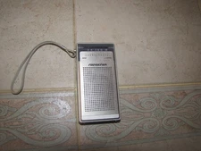 Soundesign AM Transistor Radio Model 1146 TESTED WORKING Vintage