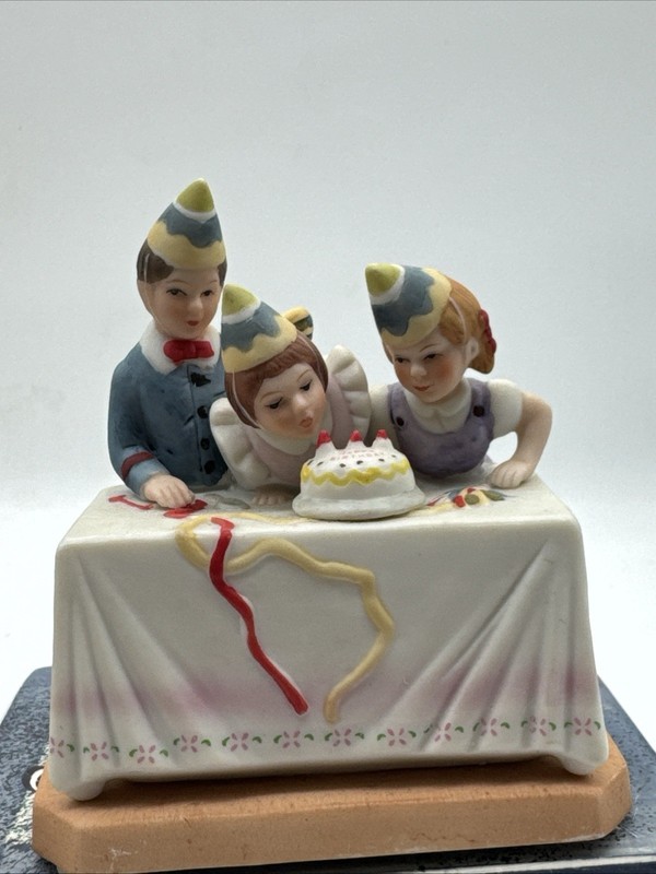 Norman Rockwell Birthday Party Figurine 1986 Museum Colllection, Inc.