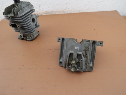 McCulloch Mac 3200 Chainsaw OEM Cylinder - Picture 2 of 10