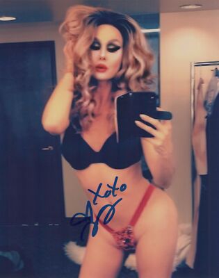 Trinity The Tuck (RuPaul's Drag Race) signed 8x10 photo in-person