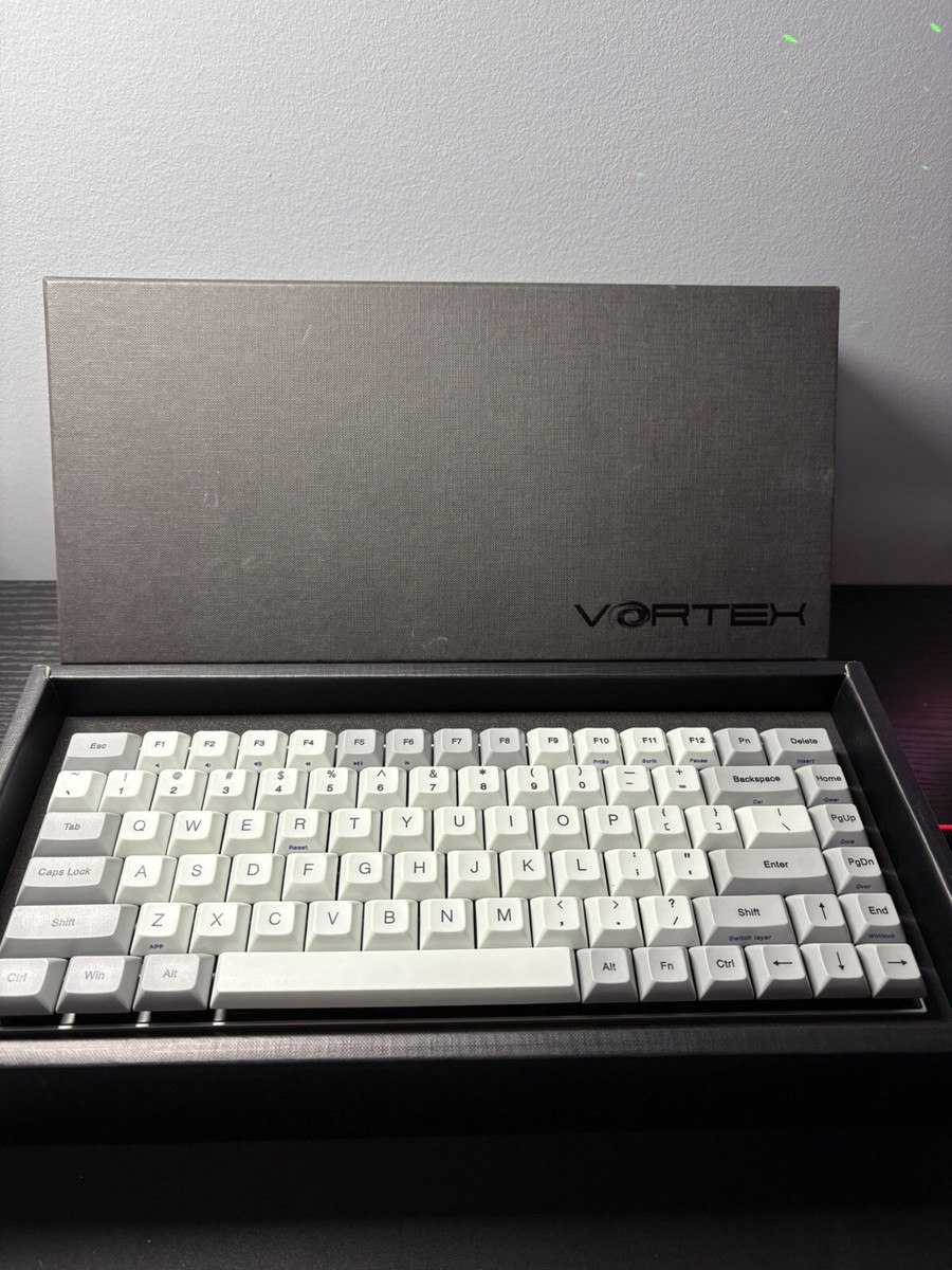 Vortex Race 3 75％ クリア軸 Race 3 (Micro USB) - 75% layout - Vortex Keyboard
