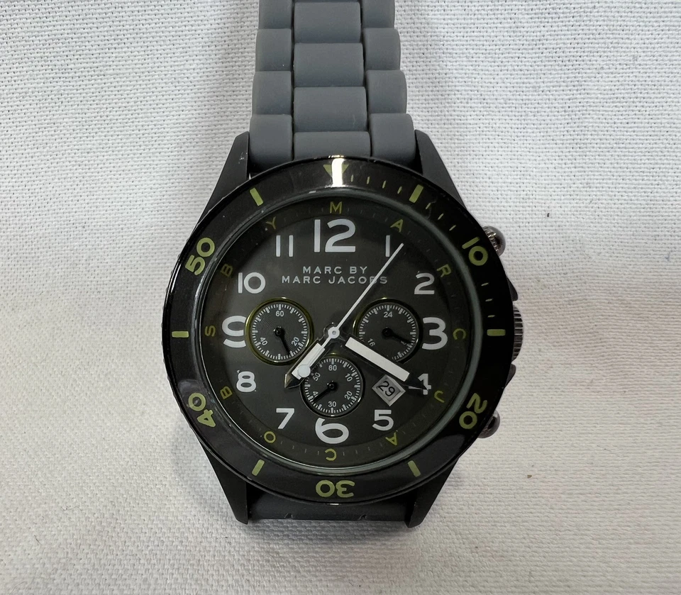 Orologio Marc By Marc Jacobs Chronograph Date Serie MBM5508 251101 - Immagine 4 di 4