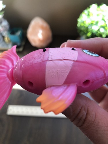 π Little Live Pets Bellariva Lil' Dippers Fish Magical Water Activated, Ages 5+ - Picture 4 of 4