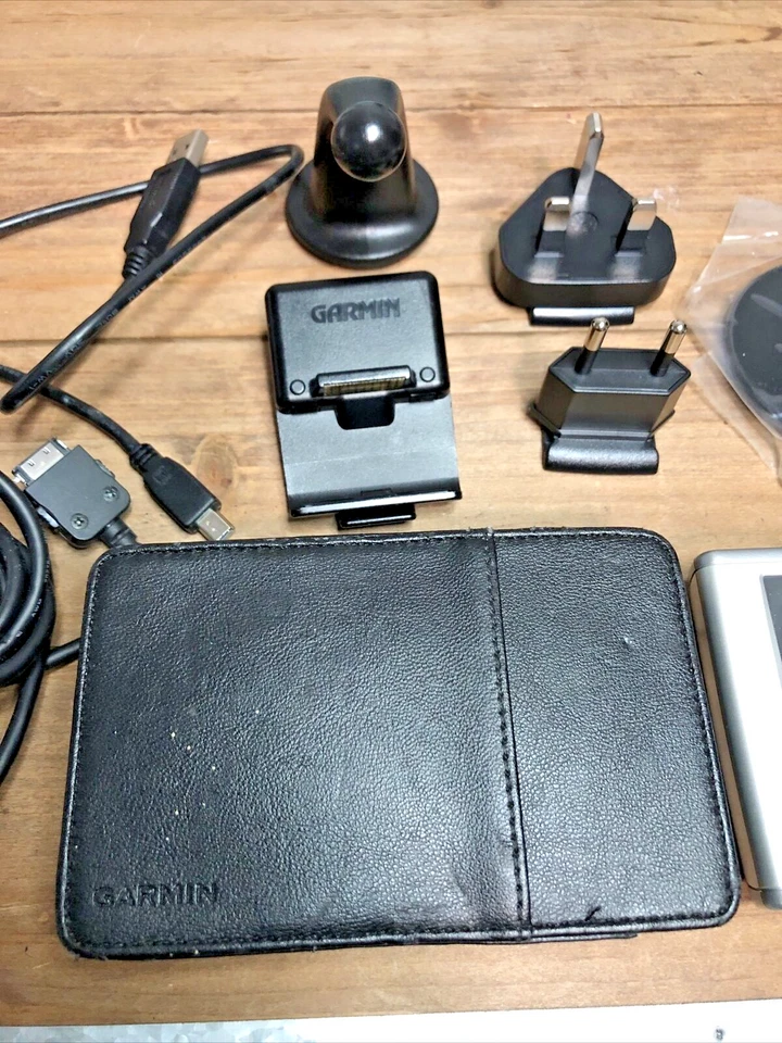 Rare Garmin Ford Nuvi 680 NA Travel Assistant GPS Navigation System Bundle - Image 3 of 4