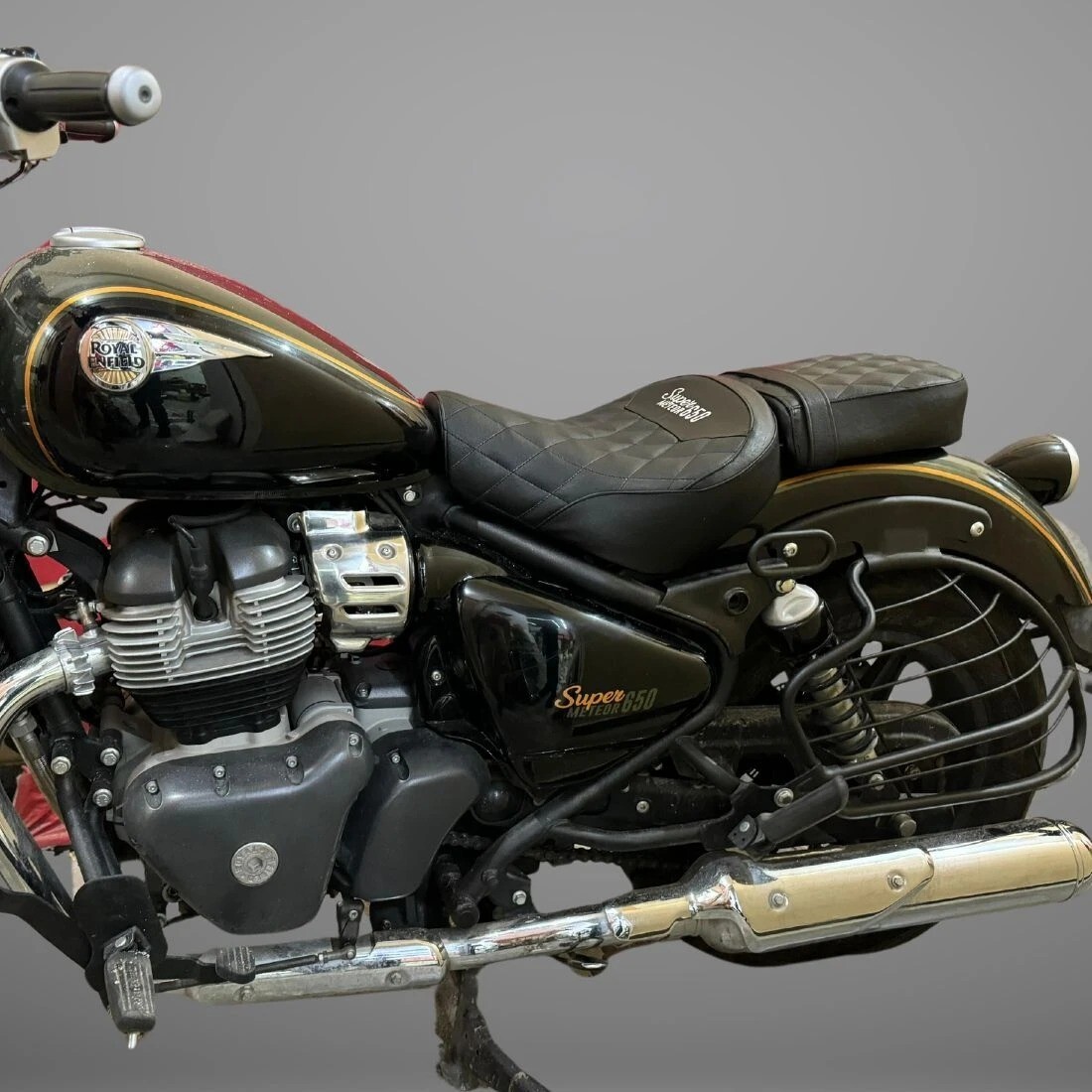 Royal Enfield Super Meteor 650 Comfort Rider and Passenger/Pillion - Main Image