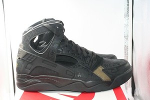 air flight huarache trash talk