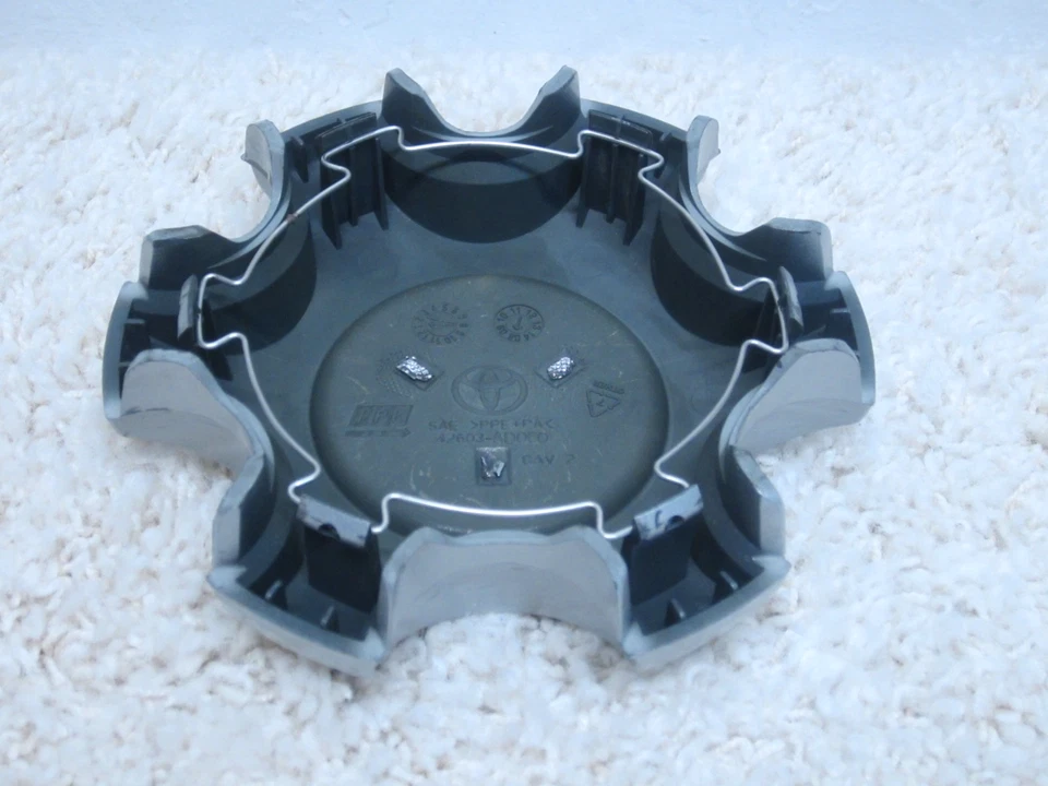 2005-2015 TOYOTA TACOMA OEM 16 «СПЛАВ КОЛЕСА СЕРЕБРЯНЫЙ ЦЕНТРАЛЬНЫЙ КОЛПАК 42603-AD060 #2D-12 - Изображение 2 из 2