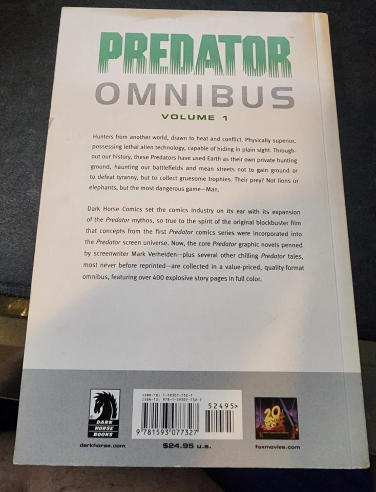 Dark Horse Comics Predator Omnibus Vol. 1 Trade Paperback First Edition - Image 2 of 3