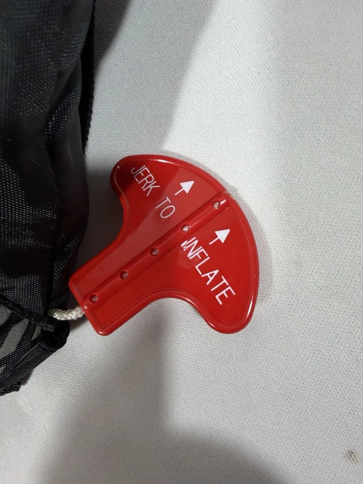 WEST MARINE M-24  Manual Inflatable Life Jacket Belt Pack Lot of (2) - Image 2 of 4