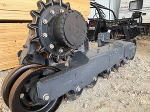 John Deere 333G Final Drive motors / Torque-Hub / right/passenger side only