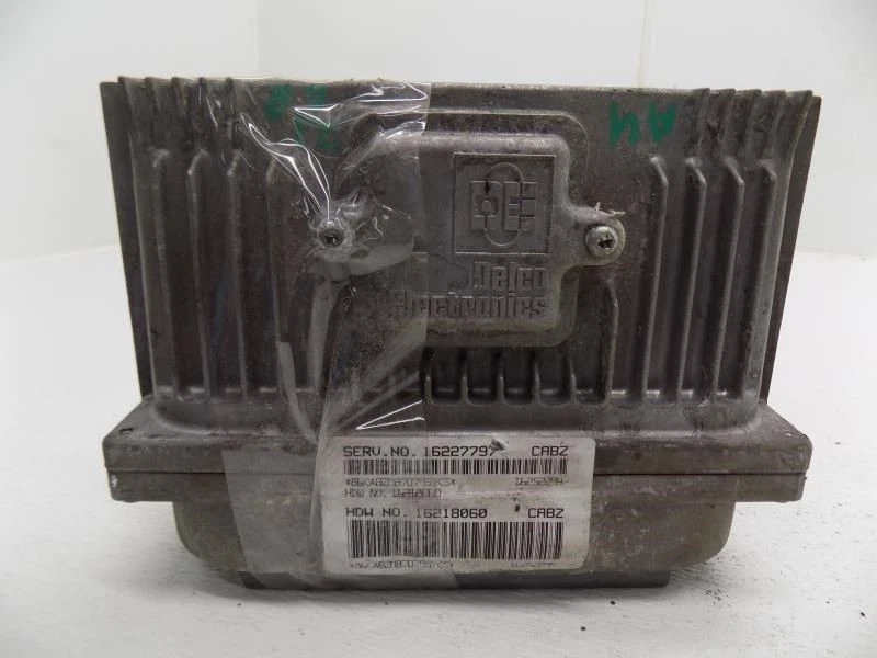 Engine ECM Electronic Control Module 6-231 3.8L Fits 97 BONNEVILLE 1714366 Foto 2 de 4