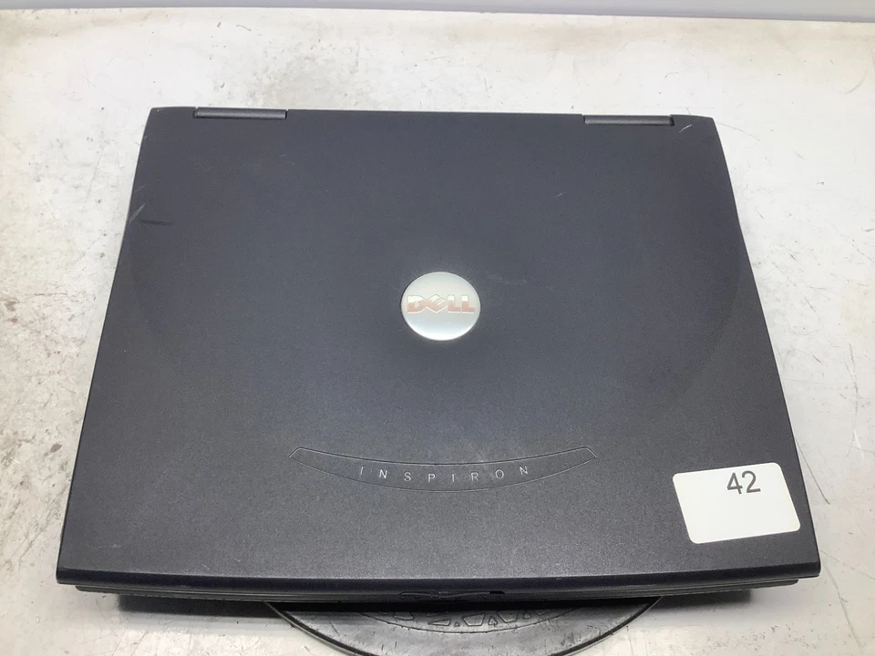 Dell Inspiron 2650 Intel Pentium 4-M 1,2 GHz 384 MB SIN DISCO DURO Foto 2 de 4