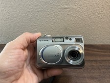 Fujifilm FinePix A205 Digital Camera 2.0MP Silver - Tested Working 10 
