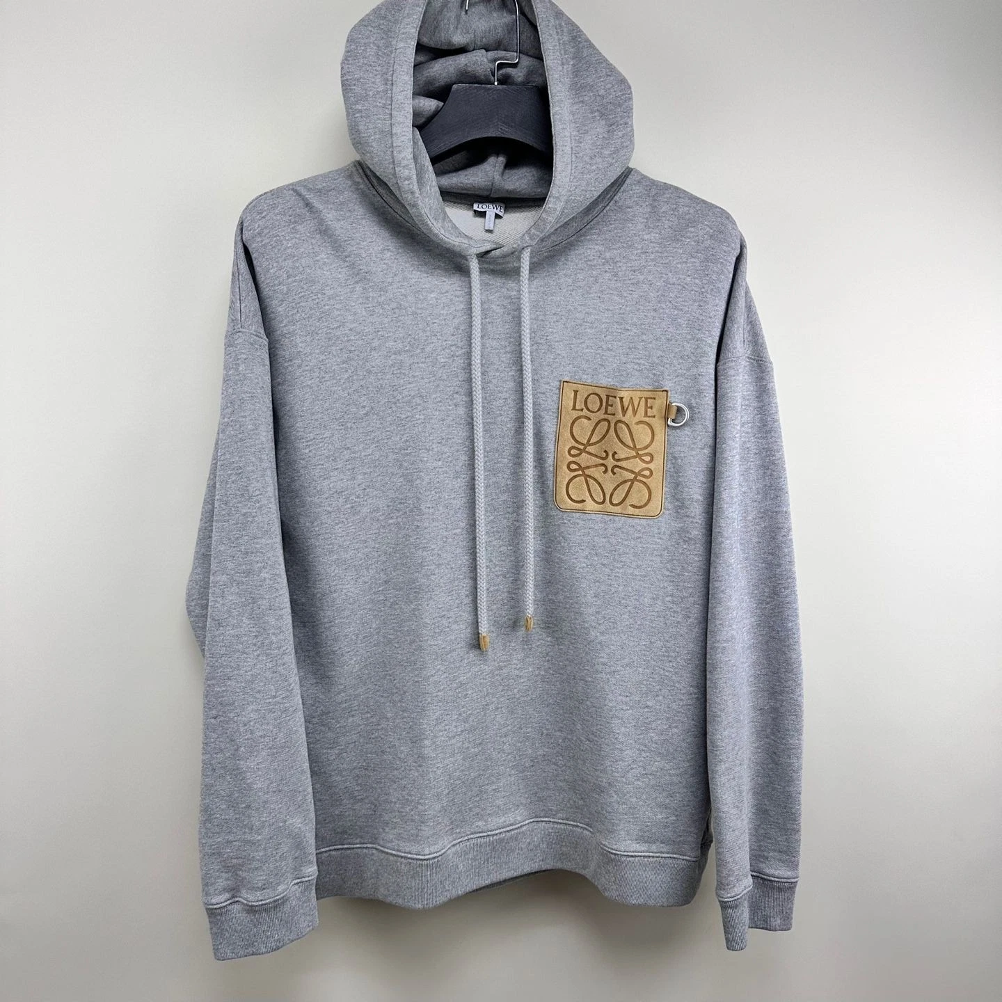 Felpa con cappuccio Loewe in pelle con toppa anagramma M 123148854