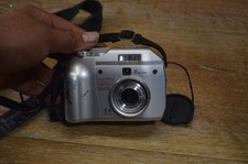 Olympus Camedia C-5000 Zoom 5.0MP Compact Digital Camera Silver