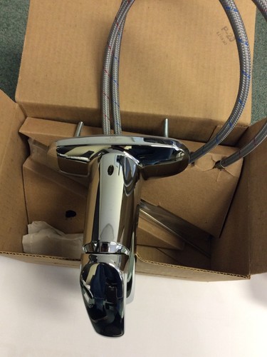 American Standard 7075000.002 Single Lever Centerset (4") Bath Faucet CHROME - Picture 3 of 4