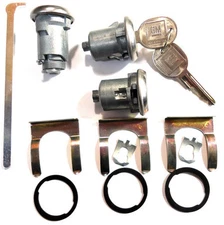 New OLDSMOBILE GM OEM Chrome Doors/Trunk Lock Key Cylinder Set With 2 LOGO Keys