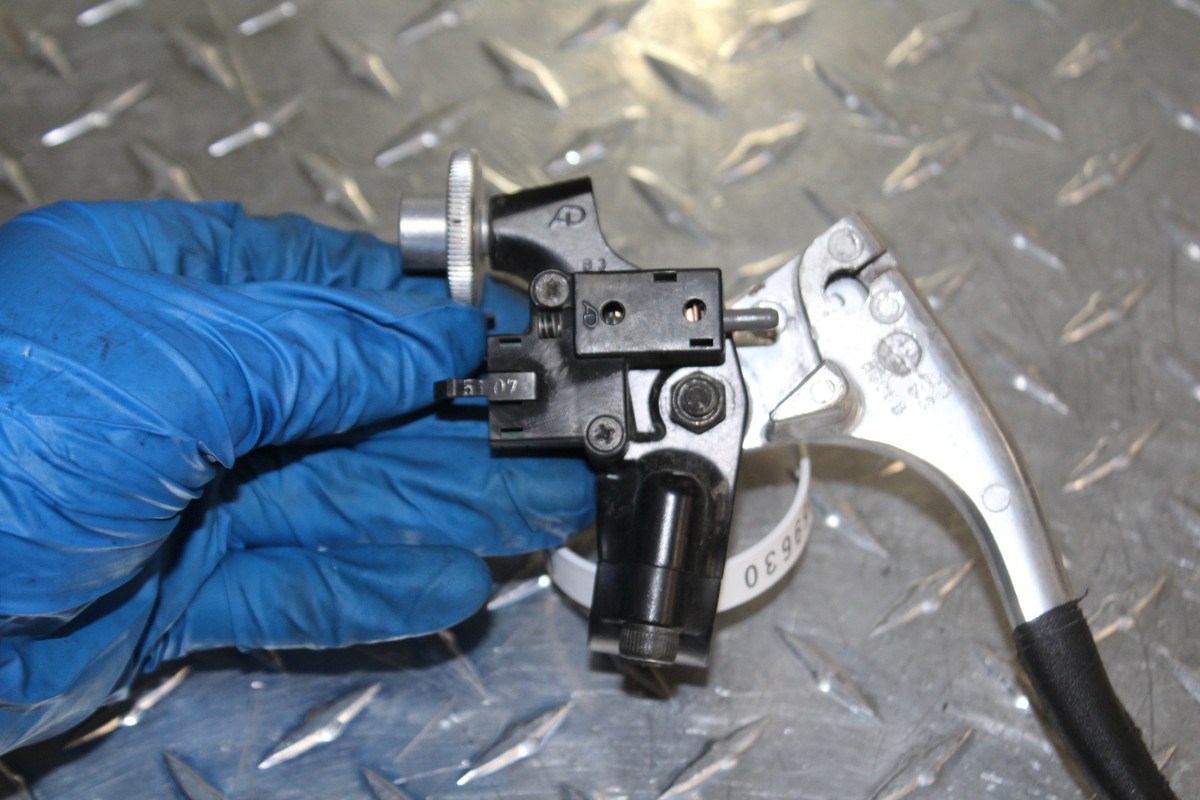 2005 KAWASAKI NINJA ZX6R ZX600J CLUTCH PERCH MOUNT WITH LEVER