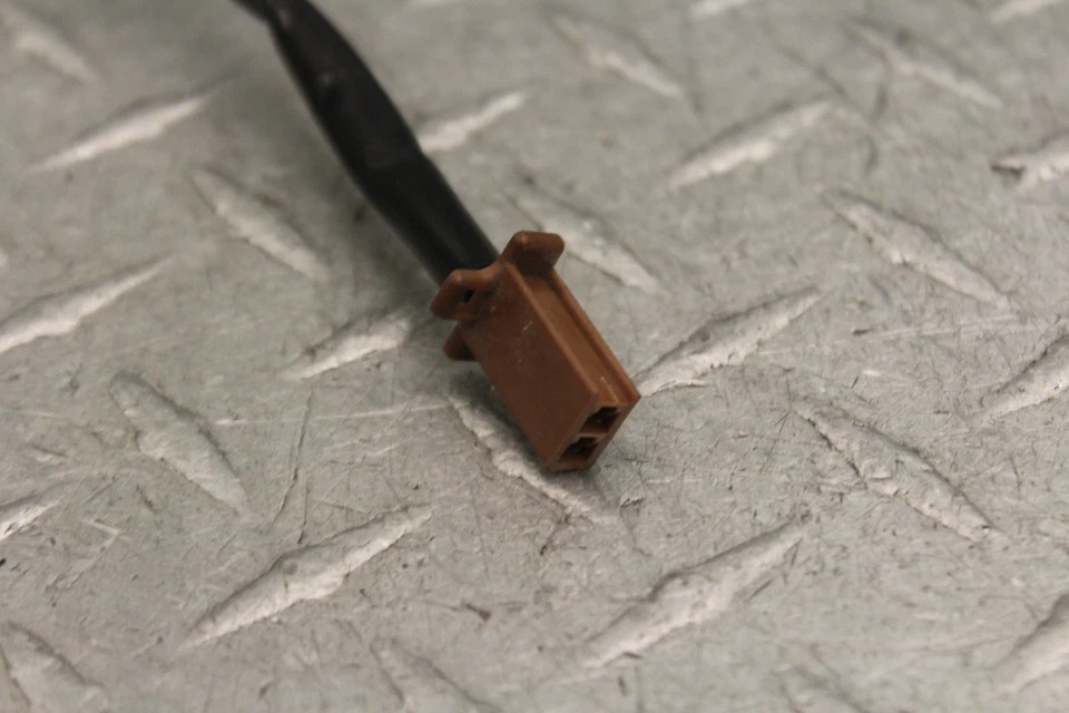 Yamaha FZ1 2003 sensor de freno trasero Foto 2 de 4