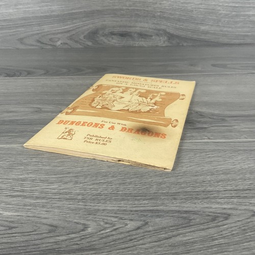 Dungeons & Dragons Swords & Spells Fantastic Miniature Rules (1976) - Picture 7 of 9