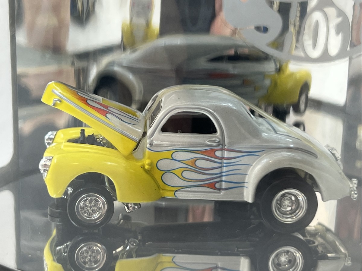 Hot Wheels 40 1940 Willys with flames Street Rod Series