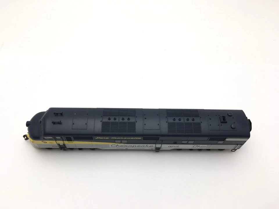 Broadway limited 748 H0 Locomotore diesel E7 A #96 della "PERE MAQUETTE", sound - Imagen 3 de 4