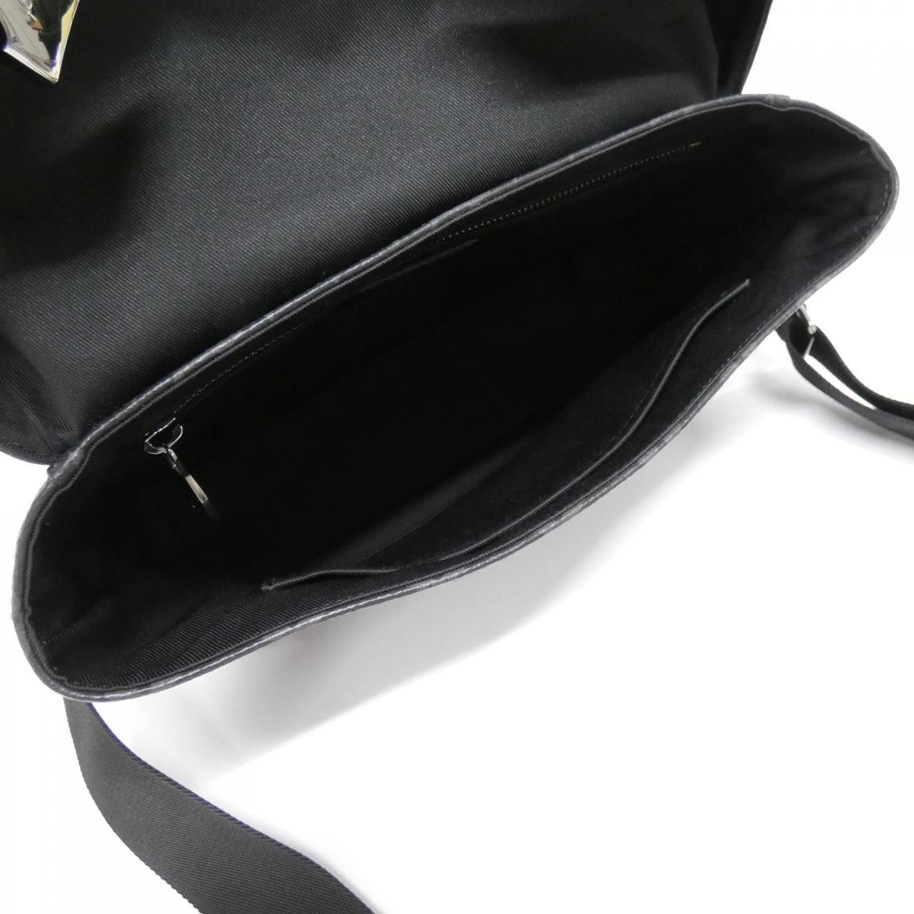 Authentic LOUIS VUITTON Monogram Eclipse Messenge… - image 5