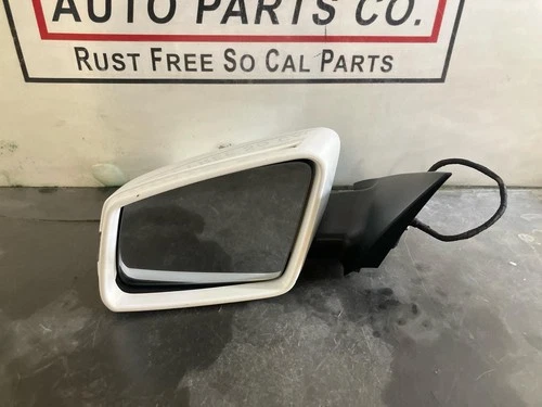 16 17 18 19 MERCEDES CLA CLASS Door Mirror Left driver white scrapes on texture