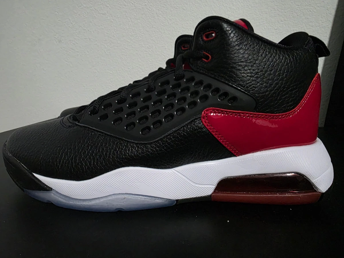 Preços baixos em Jordan Maxin 200 Black Gym Red | eBay