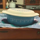 VINTAGE PYREX BLUE SNOWFLAKES 043 1 1/2 QUARTS  CASSEROLE DISH