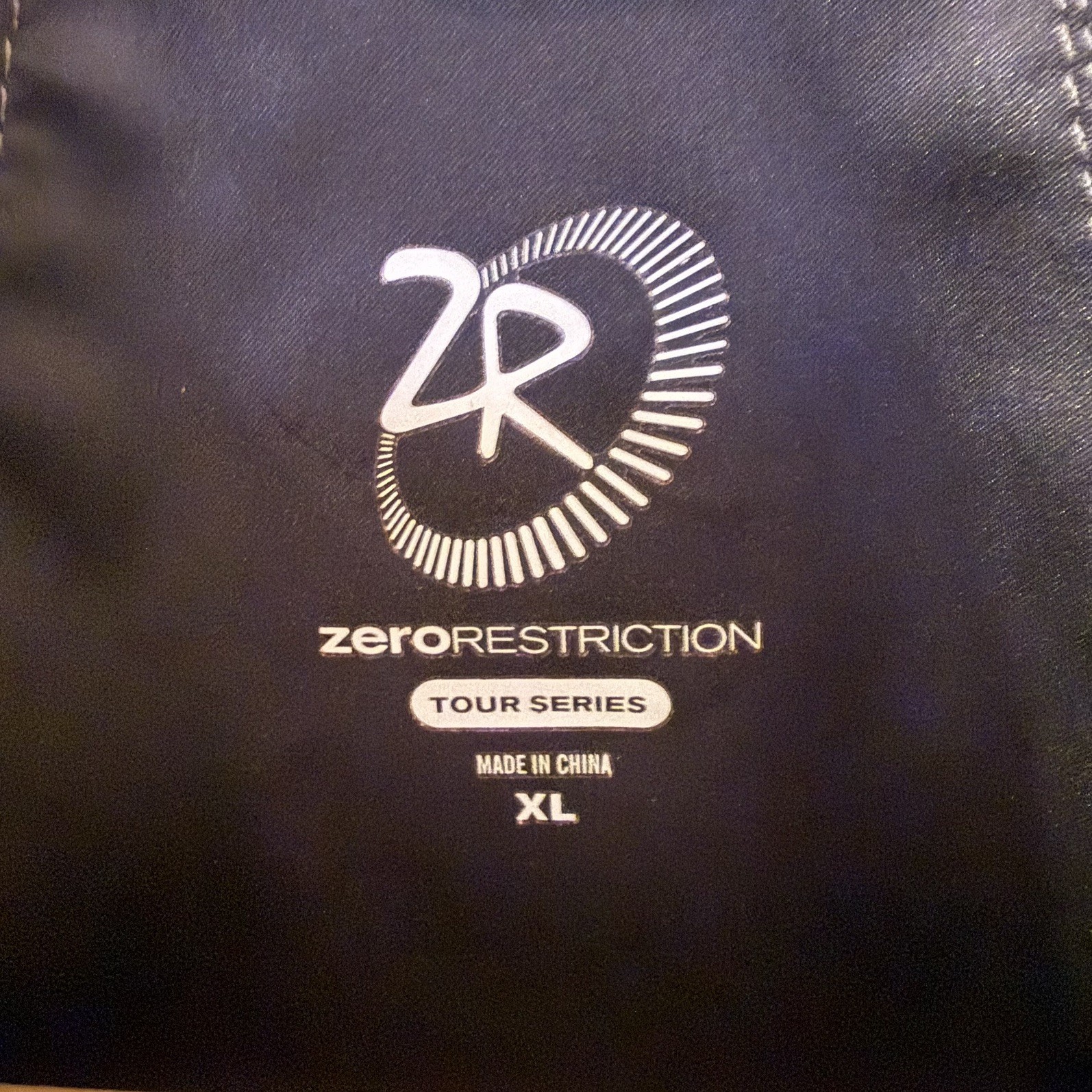 Zero Restriction XL Pullover Black Gray Tour Seri… - image 2