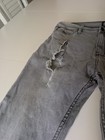 BDG Woman Skinny Jeans Gray Distressed  Denim Floral Embroidered size 34W — photo 2