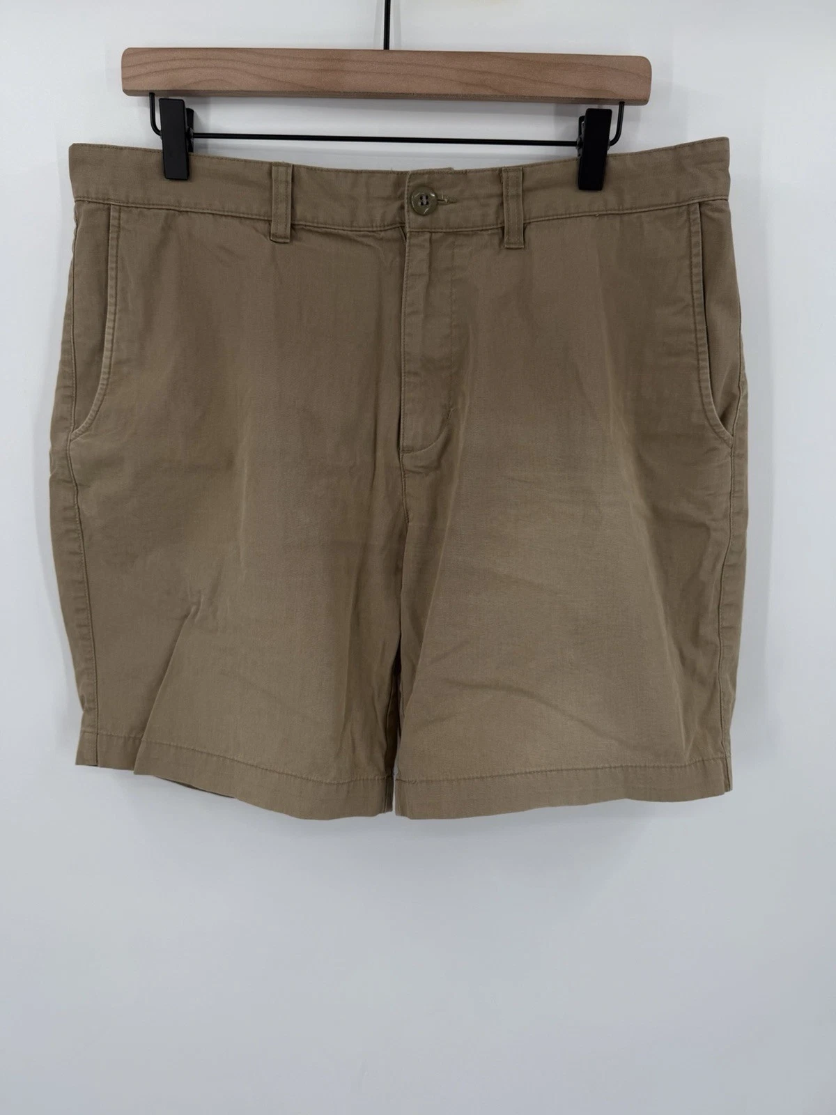 Patagonia Shorts Men’s 34 Faded Khaki Lightweight All-Wear Outdoor Hiking Chino