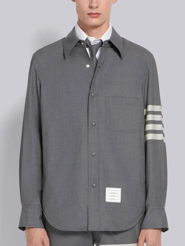 Giacca camicia Thom Browne 4 barre righe tinta unita lana bottoni a pressione grigio med