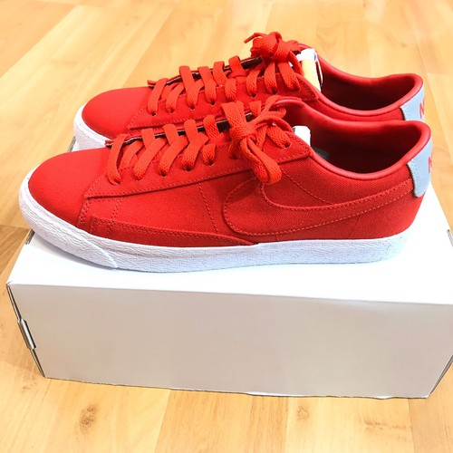 nike canvas red
