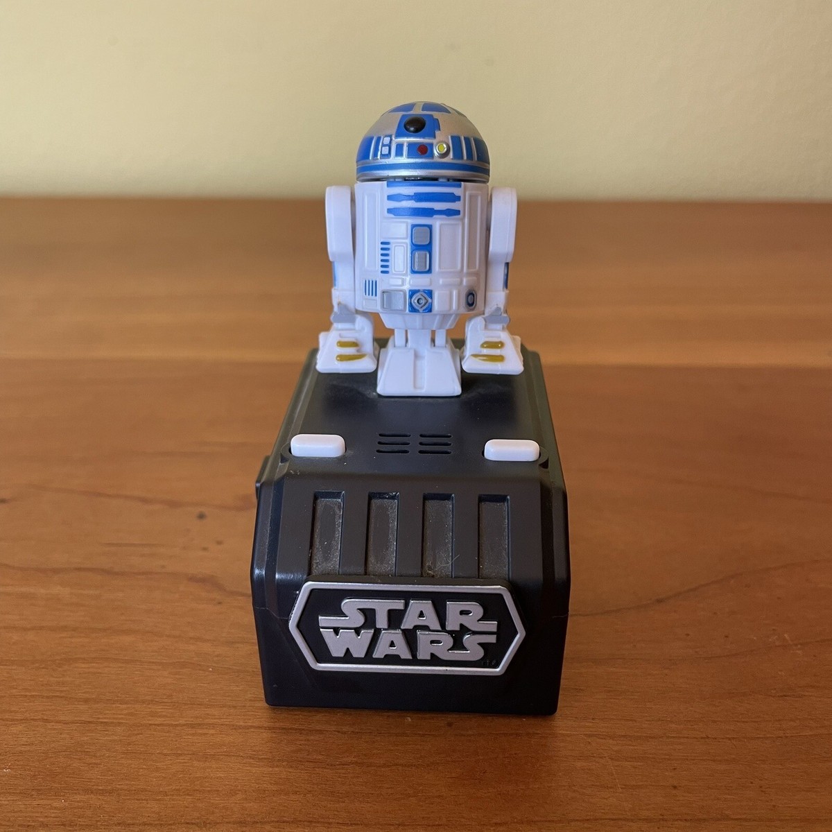 SPACE OPERA R2-D2 スペースオペラ R2D2 star wars Star Wars Space Opera R2-D2 Figure Takara Tomy Authentic