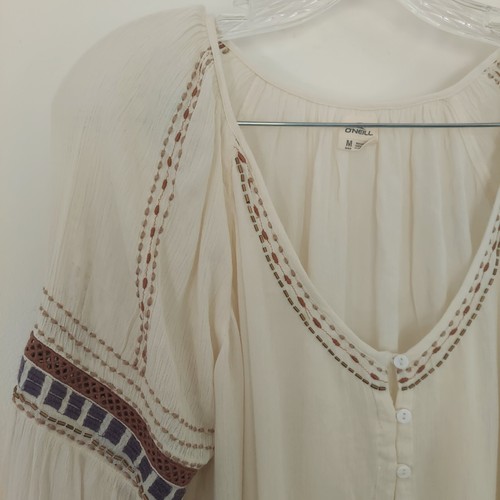 O’Neill Cream Peasant Blouse Size M Beaded Crochet V-Neck - Picture 7 of 7