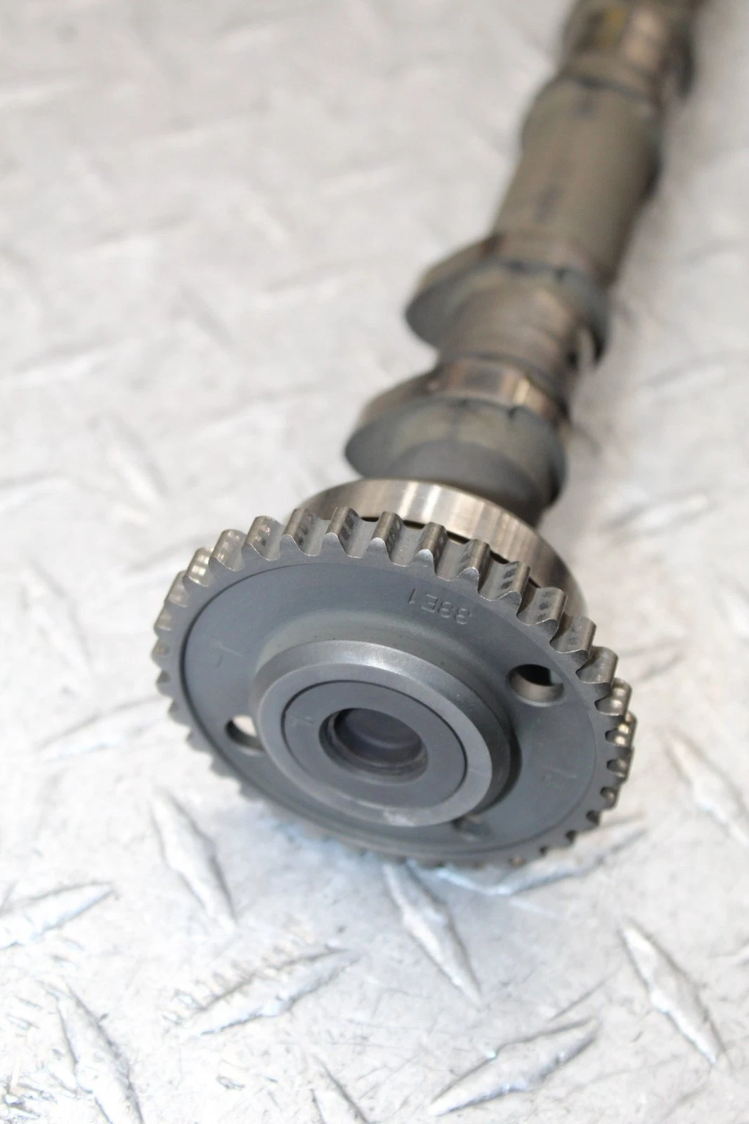 2005 Suzuki Hayabusa GSX1300R Cam Shafts Intake Exhaust Camshaft 12710-24F00 - product detail image 7