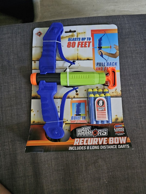 Buzz Bee Toys Air Warriors Recurve Bow Foam Dart Blaster w/ 8 Darts