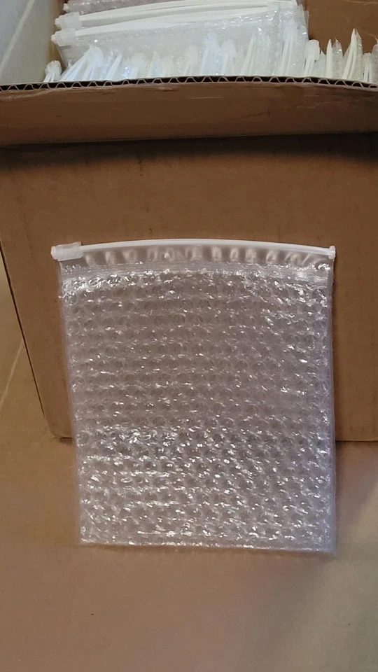 50 Pcs 7x8 Zip Lock Clear Bubble Wrap Bags for Shipping Packing Storage - Image 3 of 4