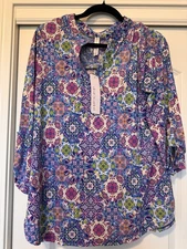Dear Scarlett Lizzy Tunic Top Size L Stretchy Floral Blouse New