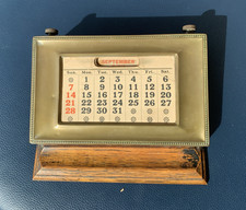 Manco Plate Art Deco Perpetual Desk Calendar Oak Pen Rest Country House Style