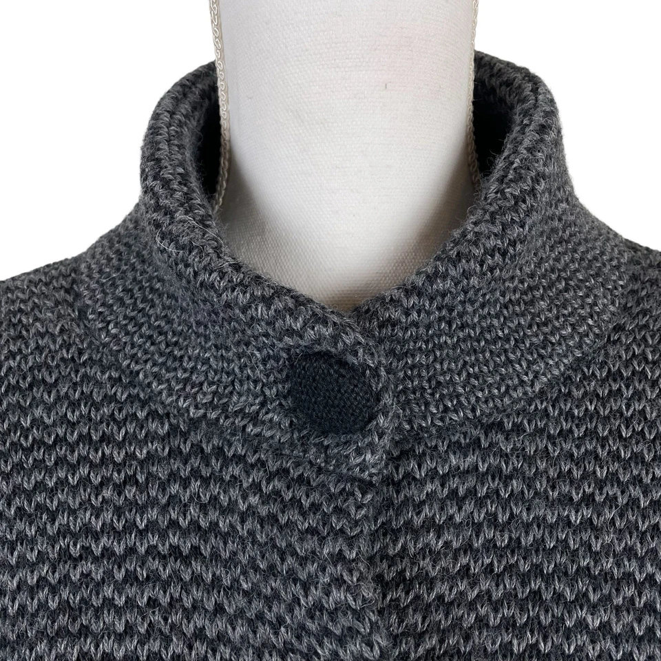 Suéter Peruano Mujer Capa Envolvente Talla Única Bebé Alpaca Abotonado Hecho a Mano Perú Foto 3 de 4