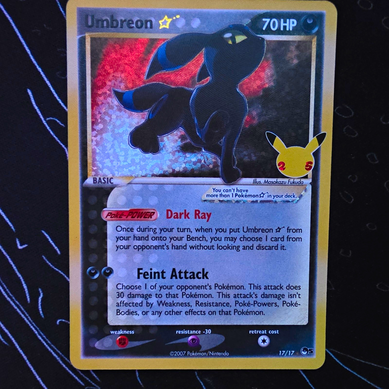 2025 Celebrations Umbreon #17/17 Holo