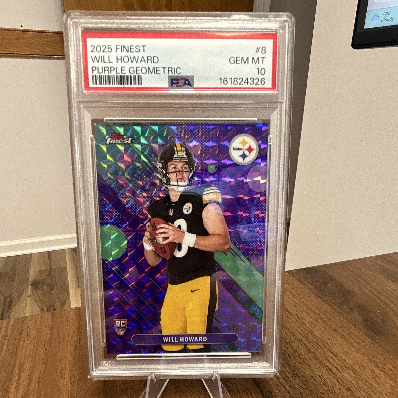 Topps 2025 Finest Will Howard Pittsburgh Steelers #8 Purple Geometric RC PSA 10